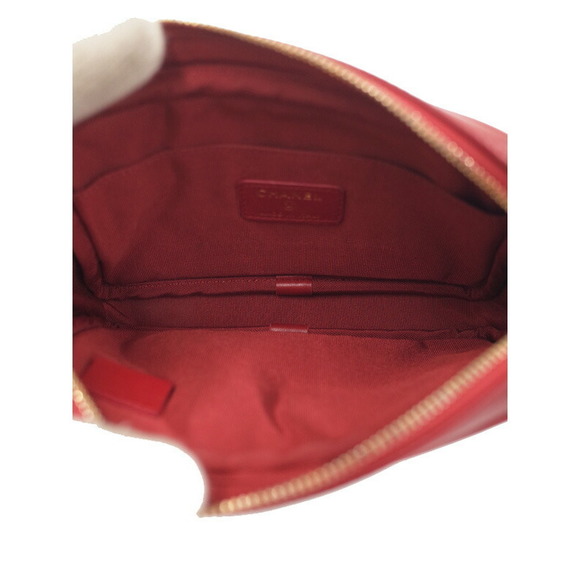 Chanel Matelasse Chain Waist Pouch - Picture 3 of 9